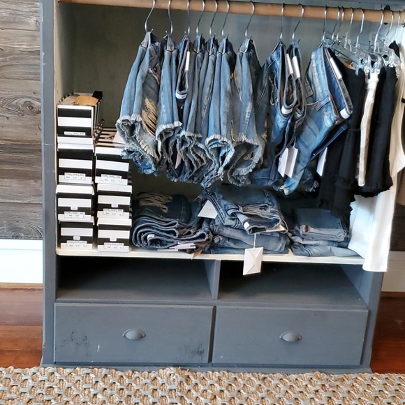 KanCan Midrise Denim Shorts - Picture 3 of 3